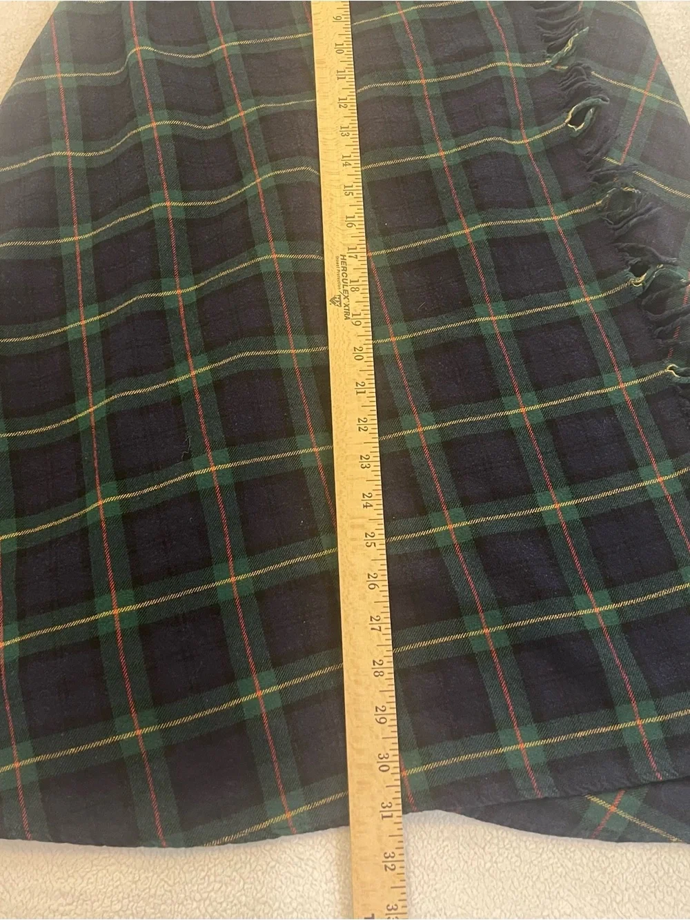 Vintage Y2K LizSport Wool Tartan Wrap Skirt Size 10 Green Plaid Fringe Buckle - Picture 3 of 12